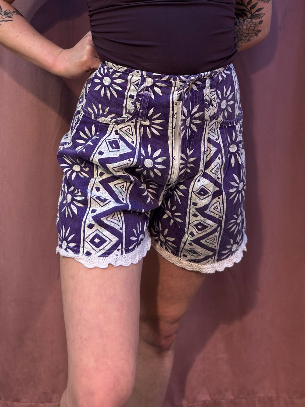 Vintage Gitano 90s Purple Floral Lace High Waist Shorts Size 3